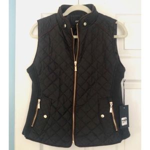 ACTIVE USA Black Lightweight Puffer Vest